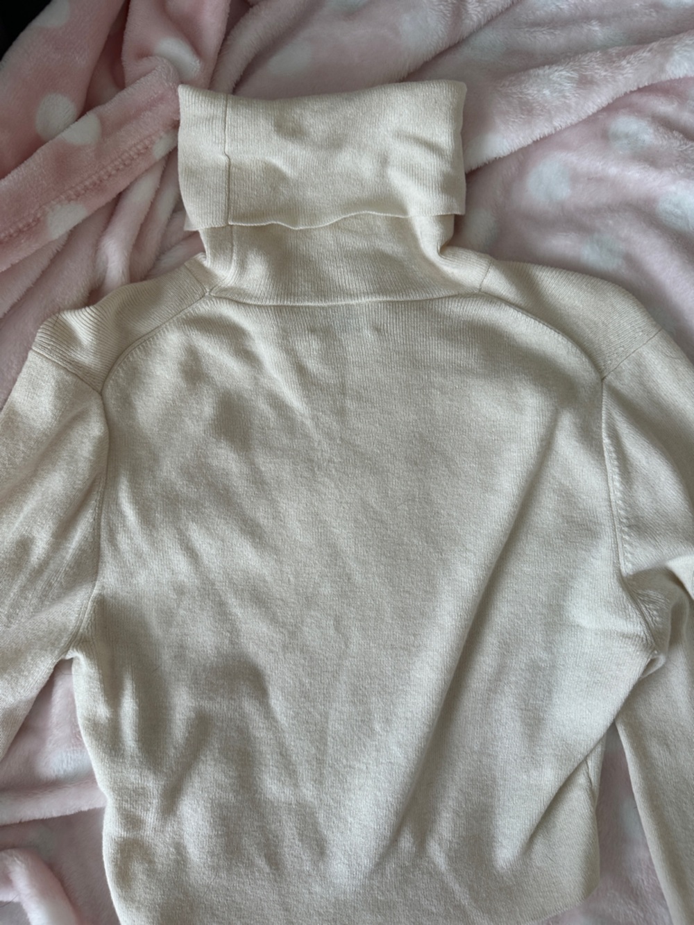 Wilfred Cream Turtleneck Sweater